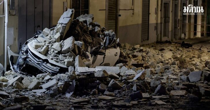 Magnitude 4.7 quake strikes near Italy's Naples, causing outages and damage