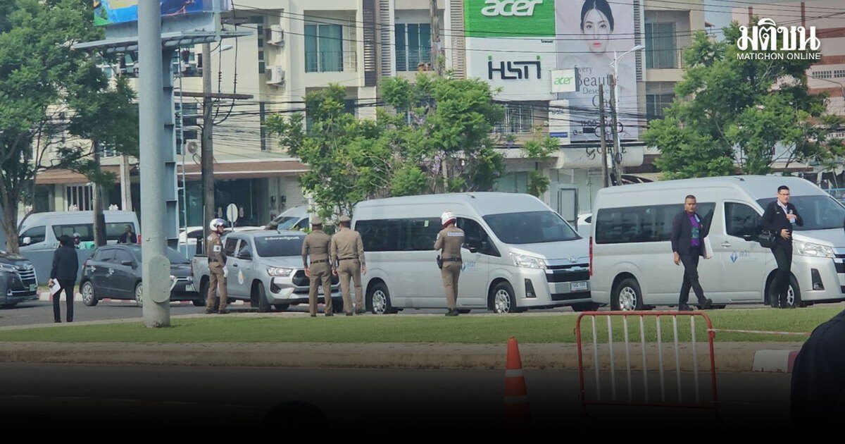 คุมเข้ม ครม.สัญจร สงขลา EOD ตรวจรถทุกคันที่เข้าศูนย์ประชุม พร้อมกำชับทุกหน่วยงานติดบัตรแสดงตน