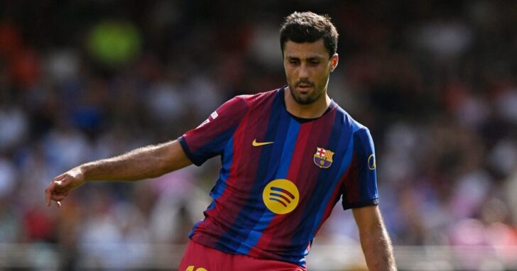 LaLiga - Valencia v FC Barcelona