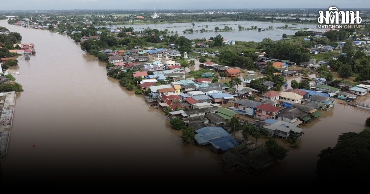 อยุธยาน้ำท่วม 7 อำเภอ ชุมชนหัวแหลมน้ำขึ้นไว สะพานไม้ชั่วคราวเริ่มจม ชาวบ้านต้องพายเรือหาหมอ
