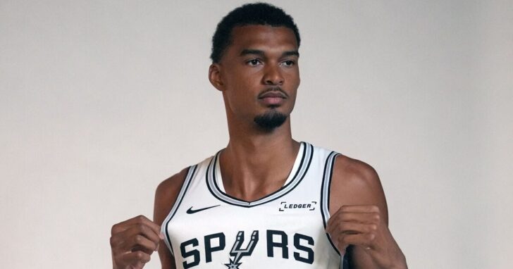 NBA: San Antonio Spurs-Media Day