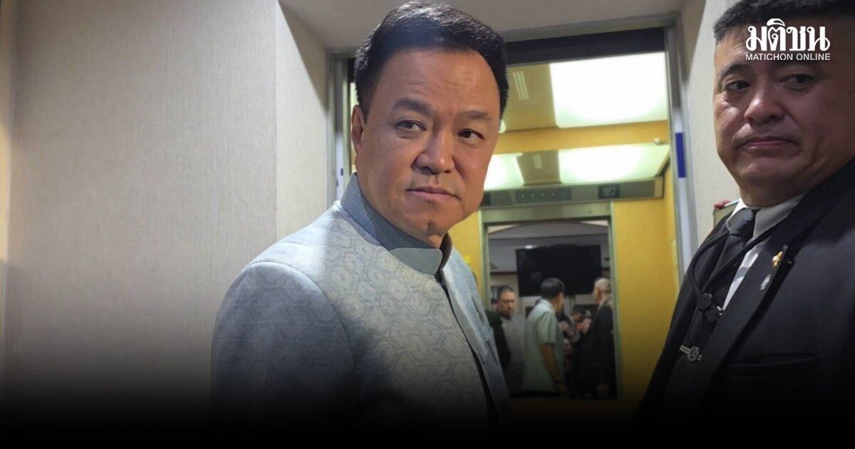 นายกฯรับทราบ ปชช.รื้อคันกั้นน้ำปราจีน-นครนายก ปภ.รับวิกฤตทั้งคู่ เร่งผลักดันน้ำออกจากบางปะกง