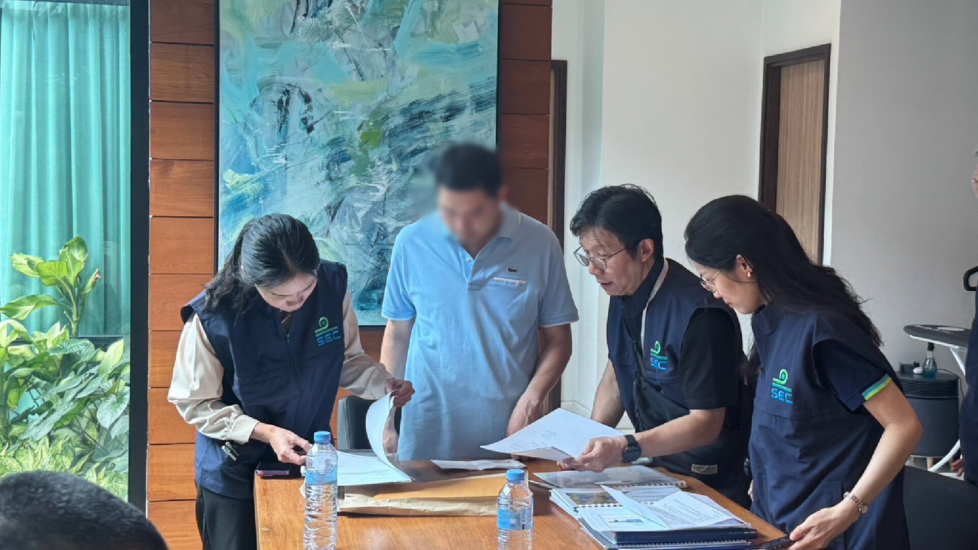 ทลายเครือข่าย เบน สมิธ–ยิม เลียก ฟอกเงินข้ามโลก ยึด-อายัด 3.5 หมื่นล้าน โยงหุ้น VGI ร่วง