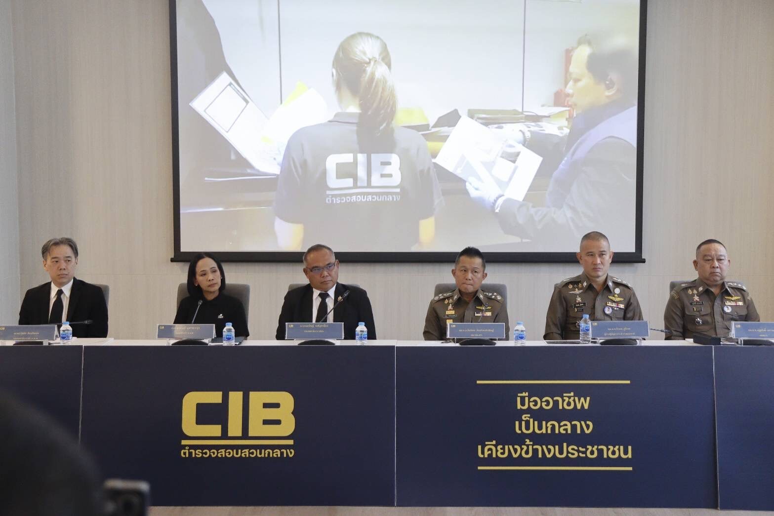 ทลายเครือข่าย เบน สมิธ–ยิม เลียก ฟอกเงินข้ามโลก ยึด-อายัด 3.5 หมื่นล้าน โยงหุ้น VGI ร่วง